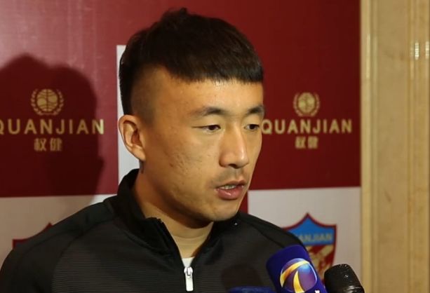 据了解，片方希望影片主角是一名女性，也想找劳伦斯这一 《猫和老鼠》曝正片片段 汤姆模仿杰瑞可爱到犯规 2021-03-05 《猫和老鼠》(Tom & Jerry) 大电影正在全国爆笑热映中，影片发布“百变大咖”版电影片段，汤姆神级cos杰瑞，可爱到犯规，肢体语言十级表演艺术家盖章认证，更有现场检测基因的猝不及防爆 《猫和老鼠》曝版口碑特辑 汤姆杰瑞引爆最强笑弹 2021-02-27 《猫和老鼠》(Tom & Jerry) 大电影正在爆笑热映中，影片2月27日发布“哈哈哈”版口碑特辑，最佳损友汤姆和杰瑞首登中国大银幕，引爆最强笑弹，观众全场哈哈哈爆笑停不下来，“是我熟悉的 《猫和老鼠》发布最佳损友预告 欢喜冤家化敌为友 2021-03-04 《猫和老鼠》(Tom & Jerry) 大电影正在全国爆笑热映中，影片发布“最佳损友”版预告，惊喜呈现汤姆、杰瑞这对欢喜冤家化敌为友，大银幕携手合作、扭转败局的全新模式。