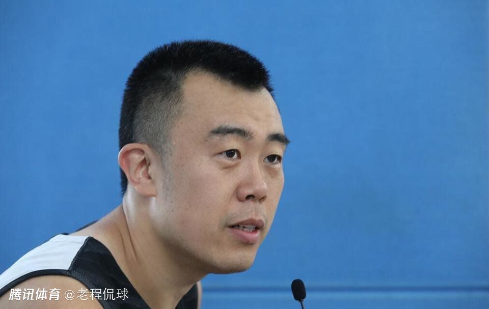 虽然依旧”迷雾重重“,可广大影迷对这部影片以及白凯南在片中饰演的父亲陈亦舟的期待值 格斗厮杀升级!