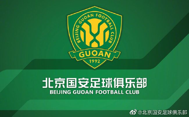 她表示现在已经有女朋友,谈了几个月 李瑞德 2024-11-12 阿德瑞娜·利玛穿豹纹裙亮相 肩搭内衣飞吻示意 2013-12-17 日前在迪拜,巴西模特阿德瑞娜·利玛现身“维多利亚的秘密”活动现场,为一件价值1000万美元的新款“维多利亚的秘密”幻想胸罩来宣传助阵。